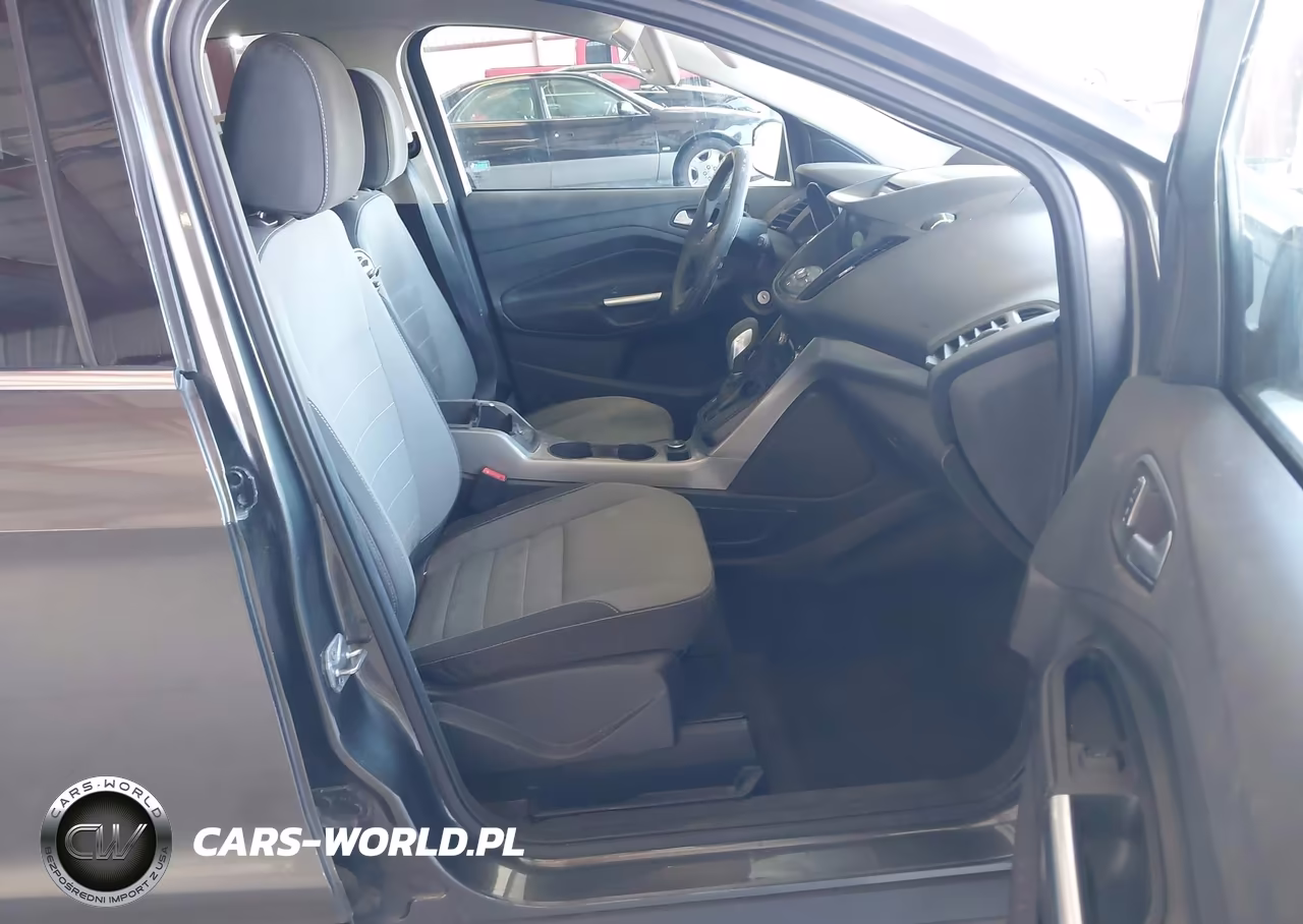2016 Ford Escape Se VIN:1FMCU9G90GUB84588 - 5