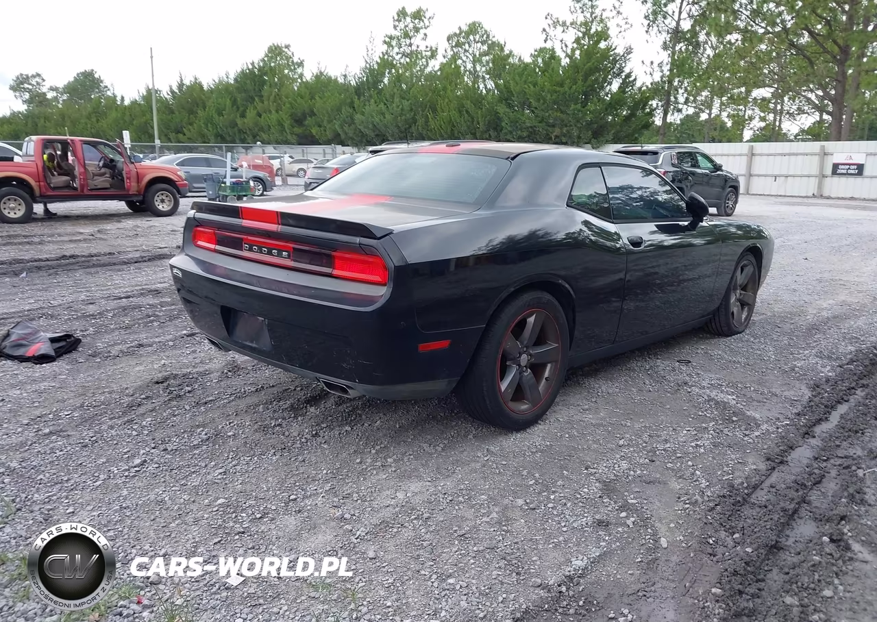 2012 Dodge Challenger Sxt VIN:2C3CDYAG9CH243502 - 4