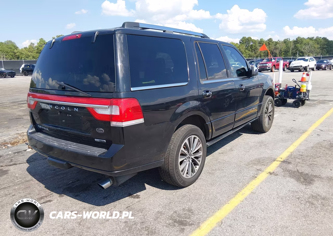 2015 Lincoln Navigator VIN:5LMJJ2HT8FEJ03814 - 4