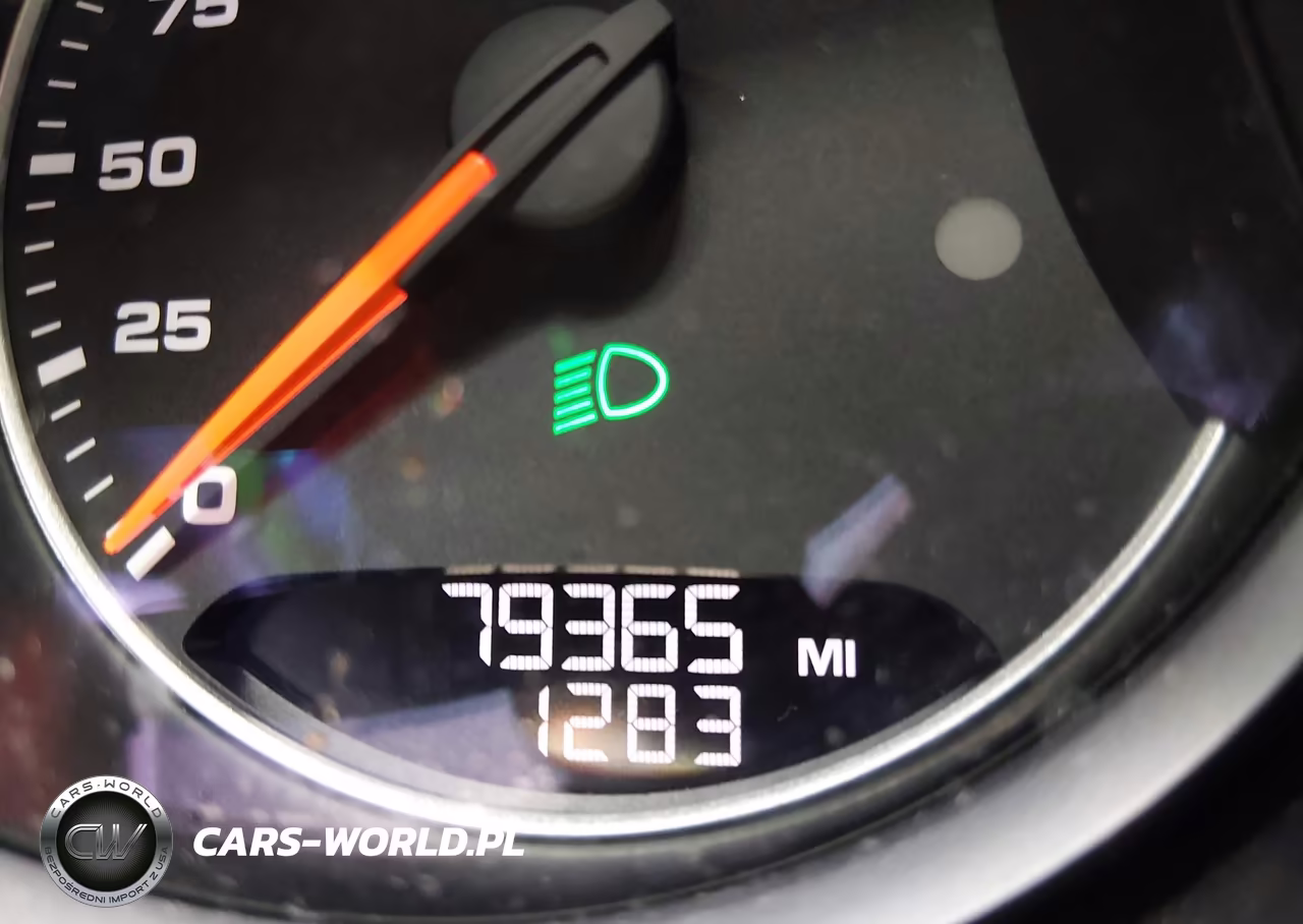 2016 Porsche Cayenne Turbo-Turbo S VIN:WP1AC2A27GLA88012 - 15