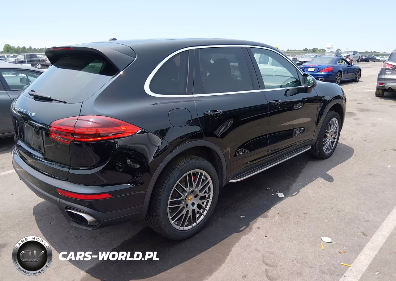 2016 Porsche Cayenne Turbo-Turbo S VIN:WP1AC2A27GLA88012 - 4