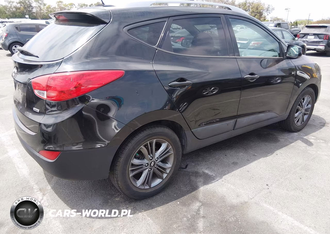 2015 Hyundai Tucson Se VIN:KM8JUCAG5FU114255 - 4