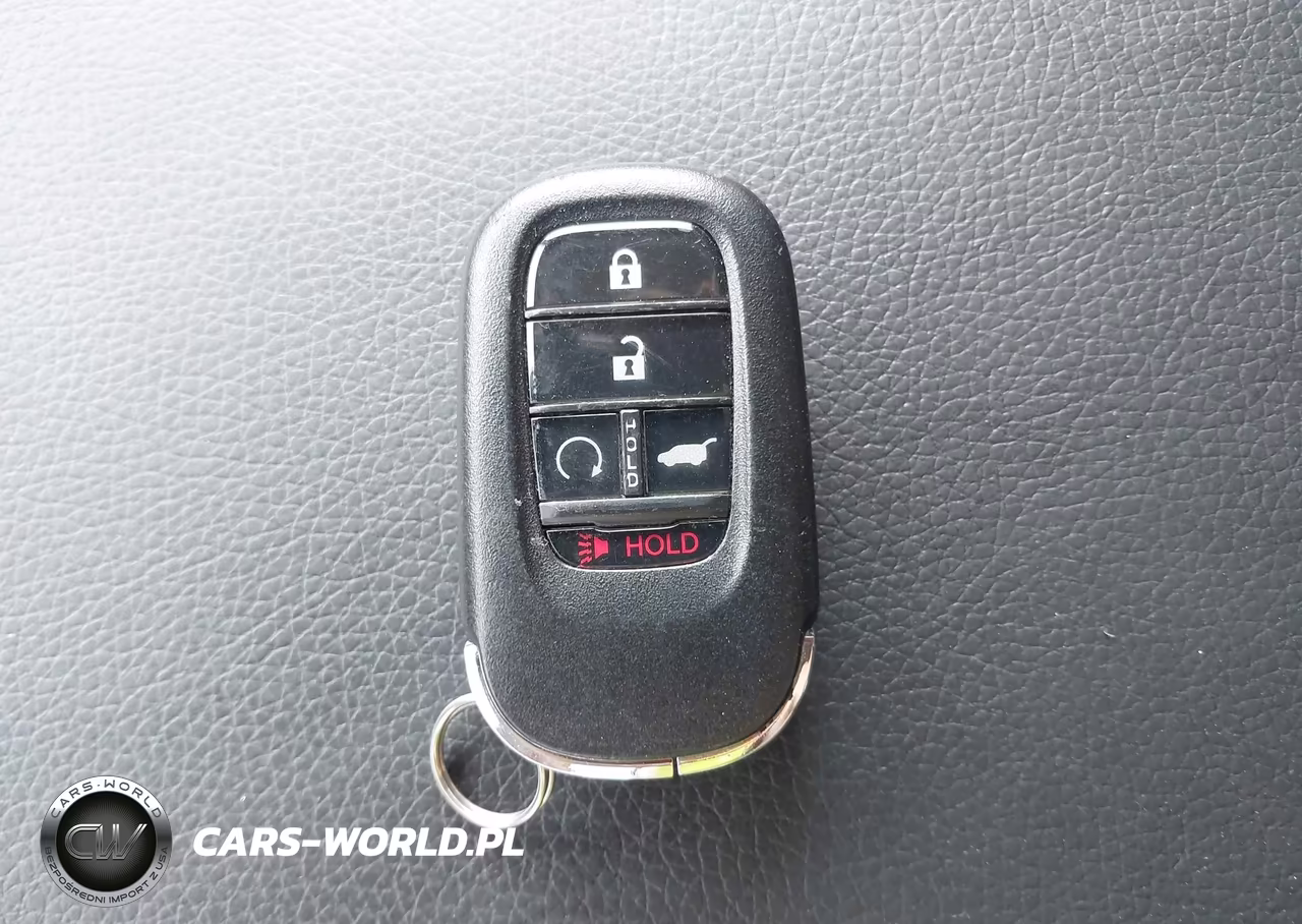 2025 Honda Pilot Touring VIN:5FNYG1H74SB011691 - 11