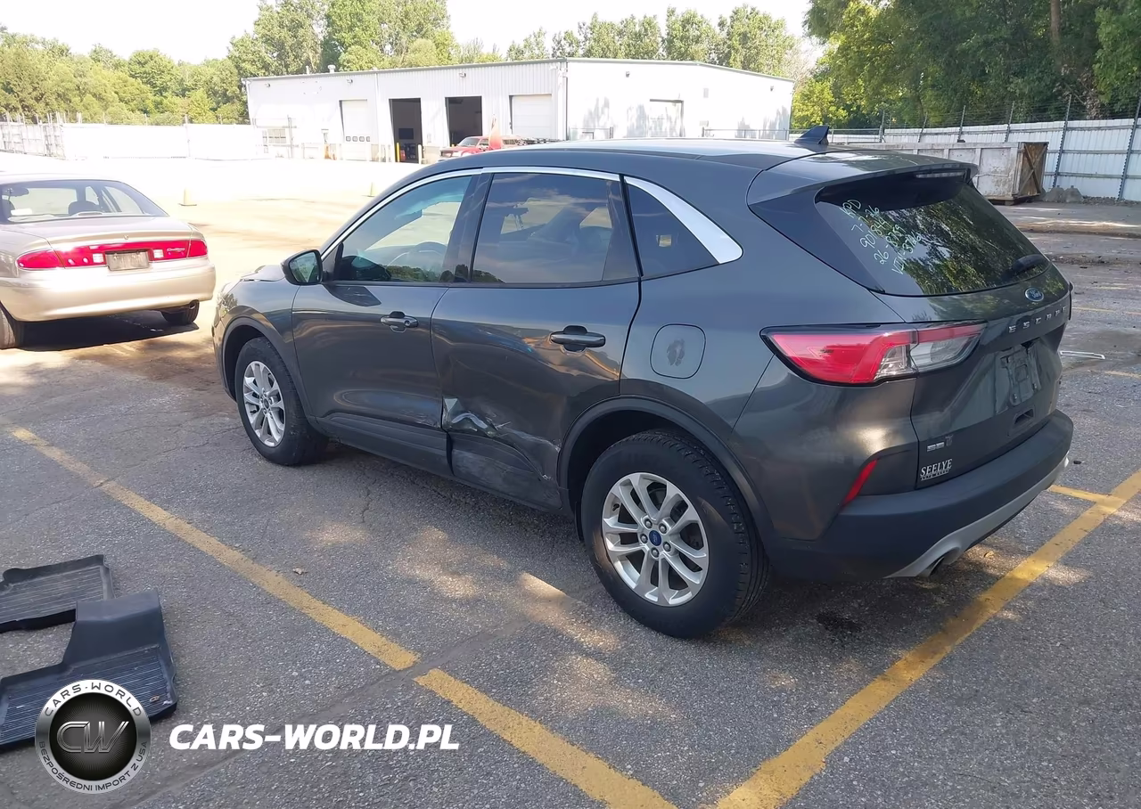 2020 Ford Escape Se VIN:1FMCU9G60LUA53726 - 3