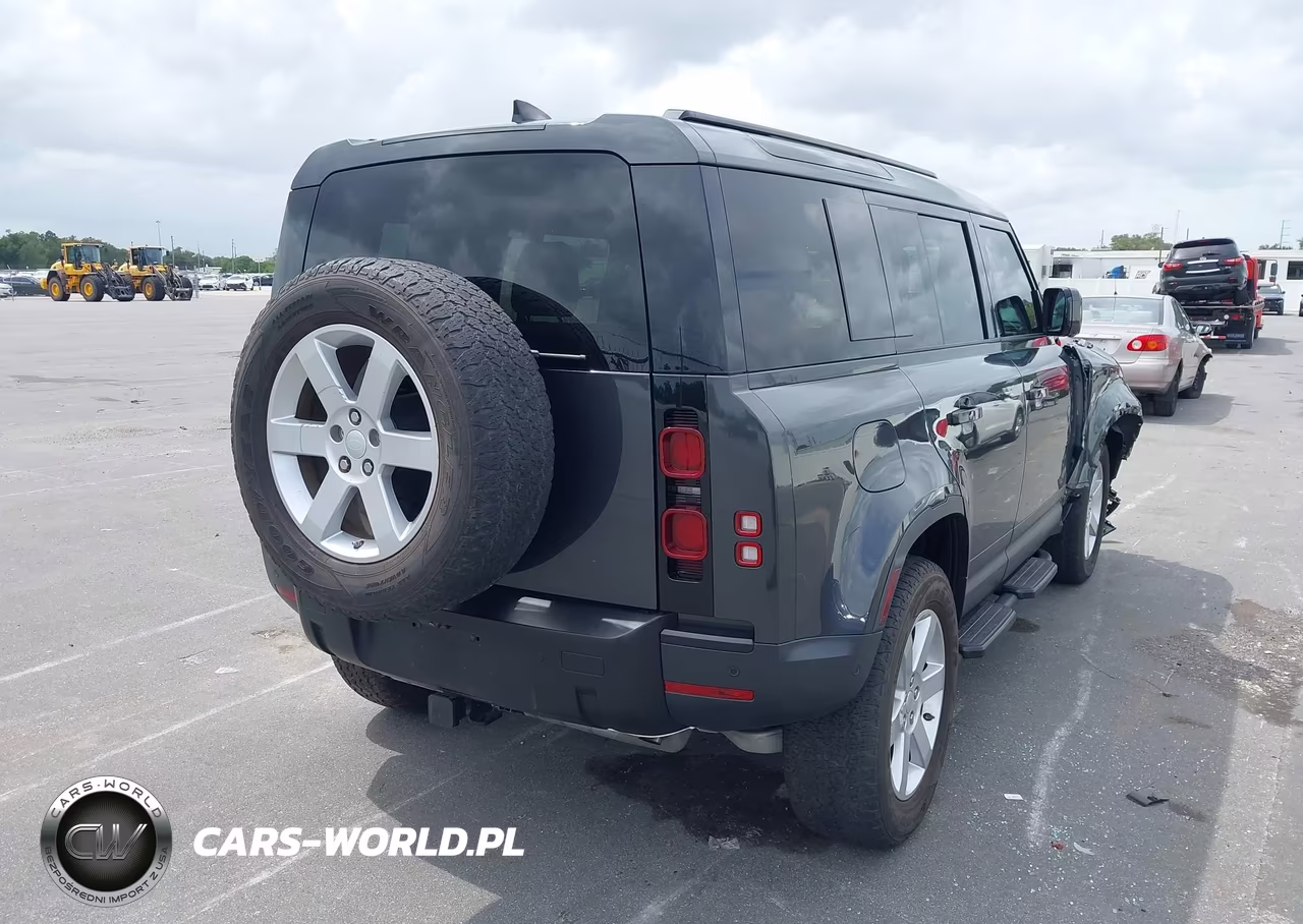 2025 Land Rover Defender 110 P300 VIN:SALEJ7EX9S2364242 - 4
