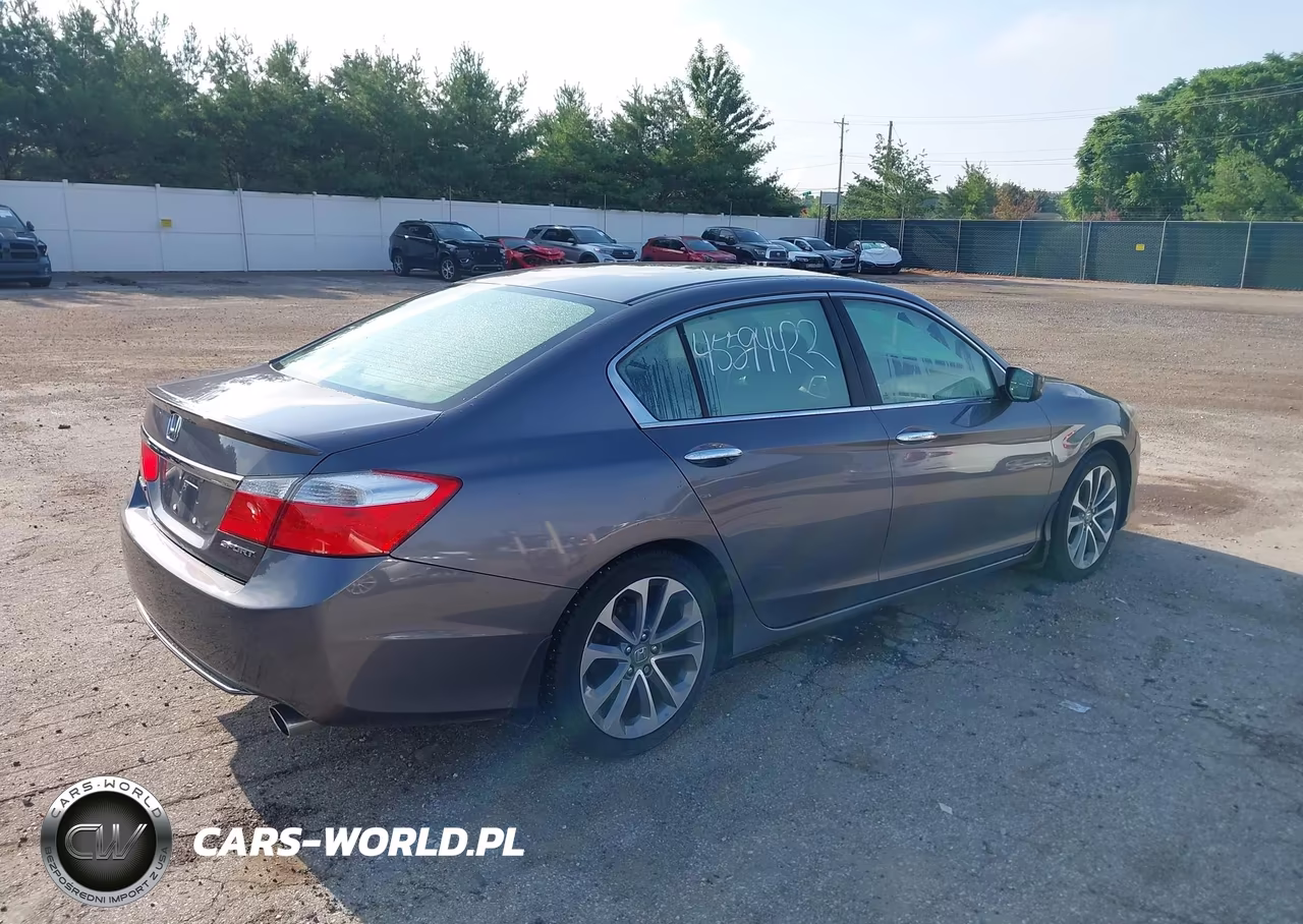 2014 Honda Accord Sport VIN:1HGCR2F56EA135682 - 4