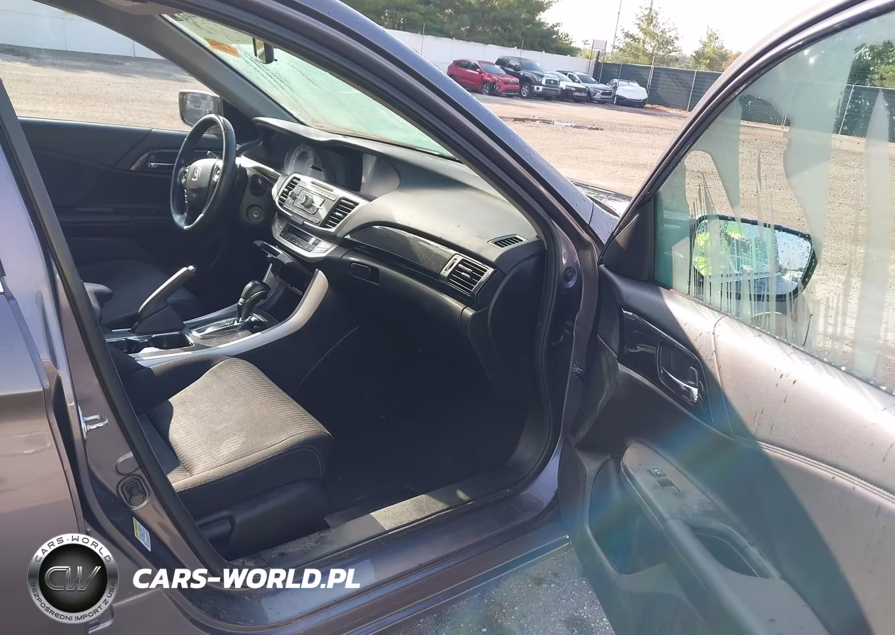 2014 Honda Accord Sport VIN:1HGCR2F56EA135682 - 5
