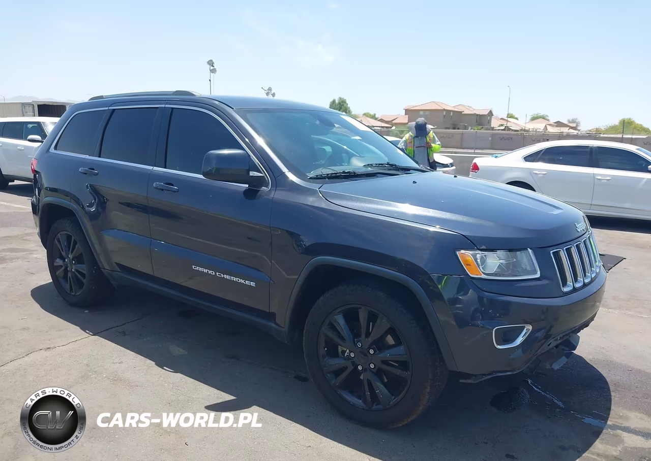2015 Jeep Grand Cherokee Laredo – zdjęcie 1 z 17