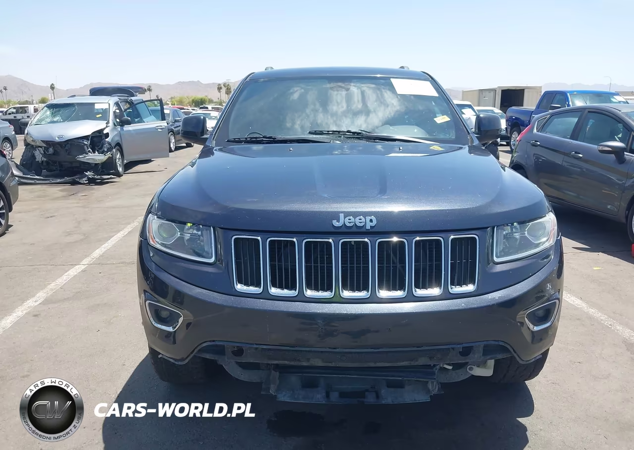 2015 Jeep Grand Cherokee Laredo VIN:1C4RJEAG3FC951930 - 13