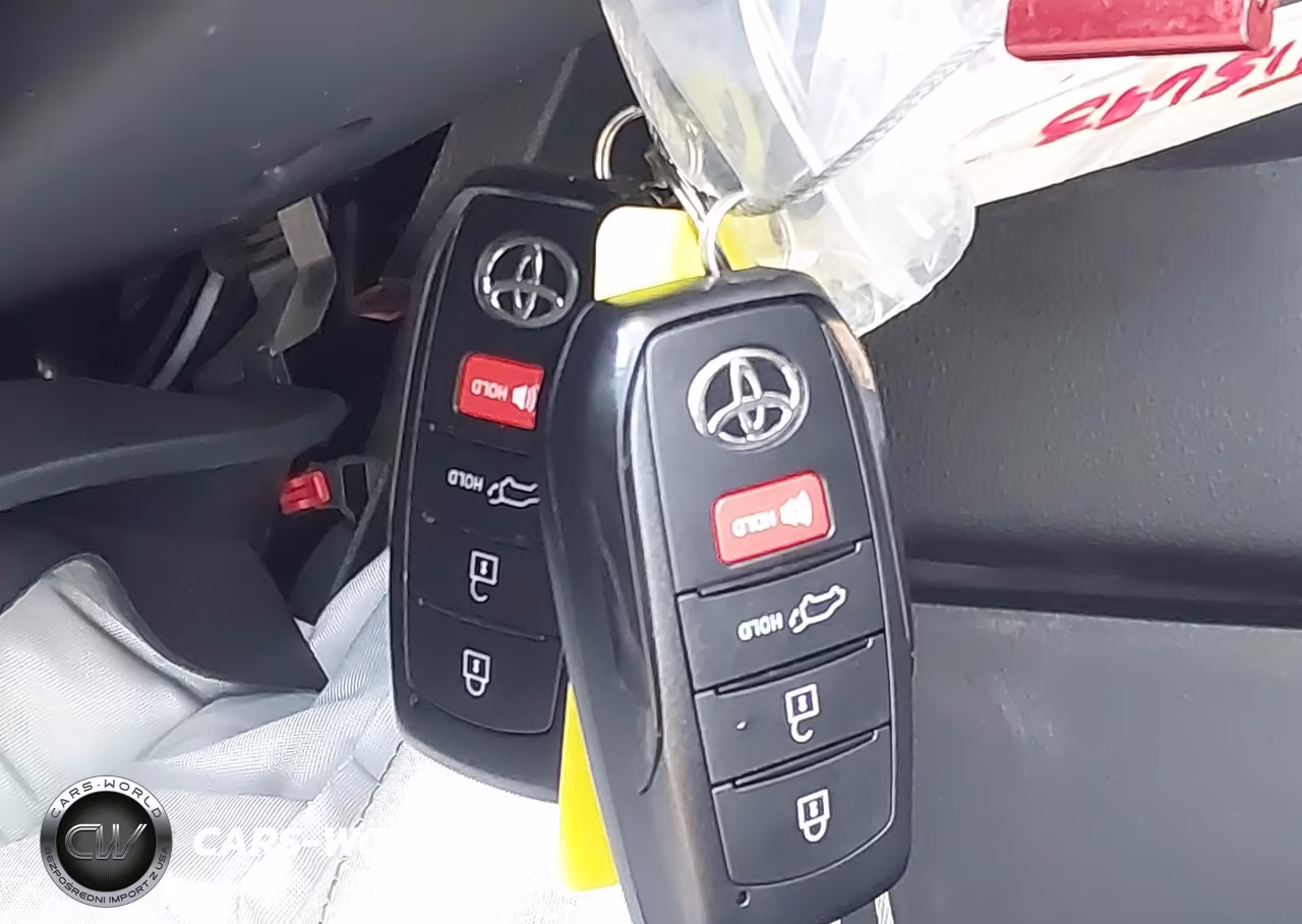2026 Toyota Grand Highlander Xle VIN:5TDAAAB53TS115693 - 11