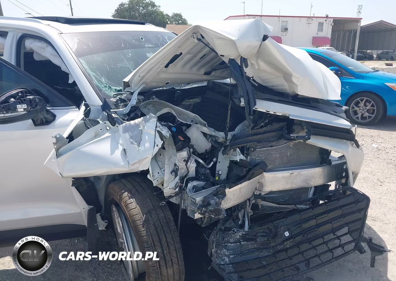 2026 Toyota Grand Highlander Xle VIN:5TDAAAB53TS115693 - 6