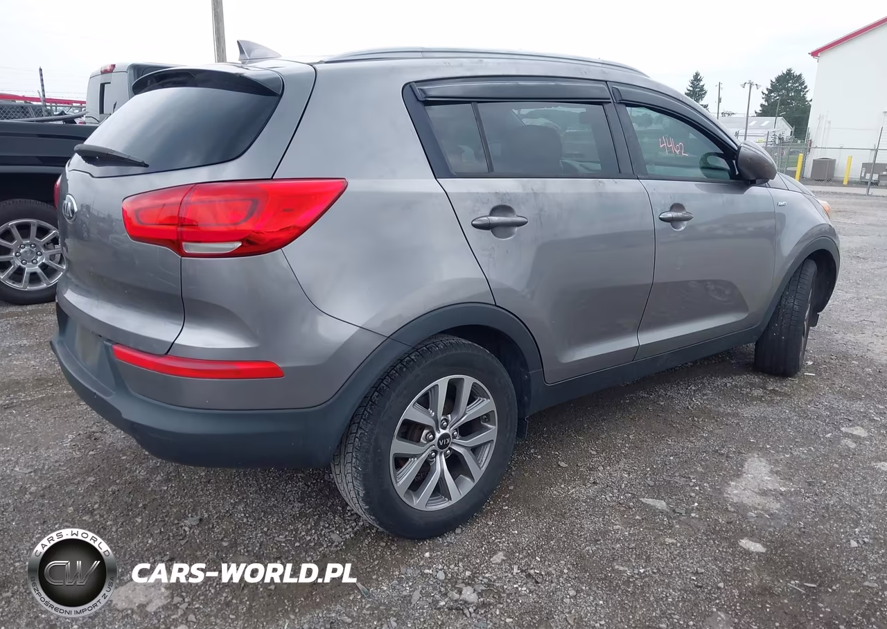 2015 Kia Sportage Lx VIN:KNDPBCAC2F7692779 - 4
