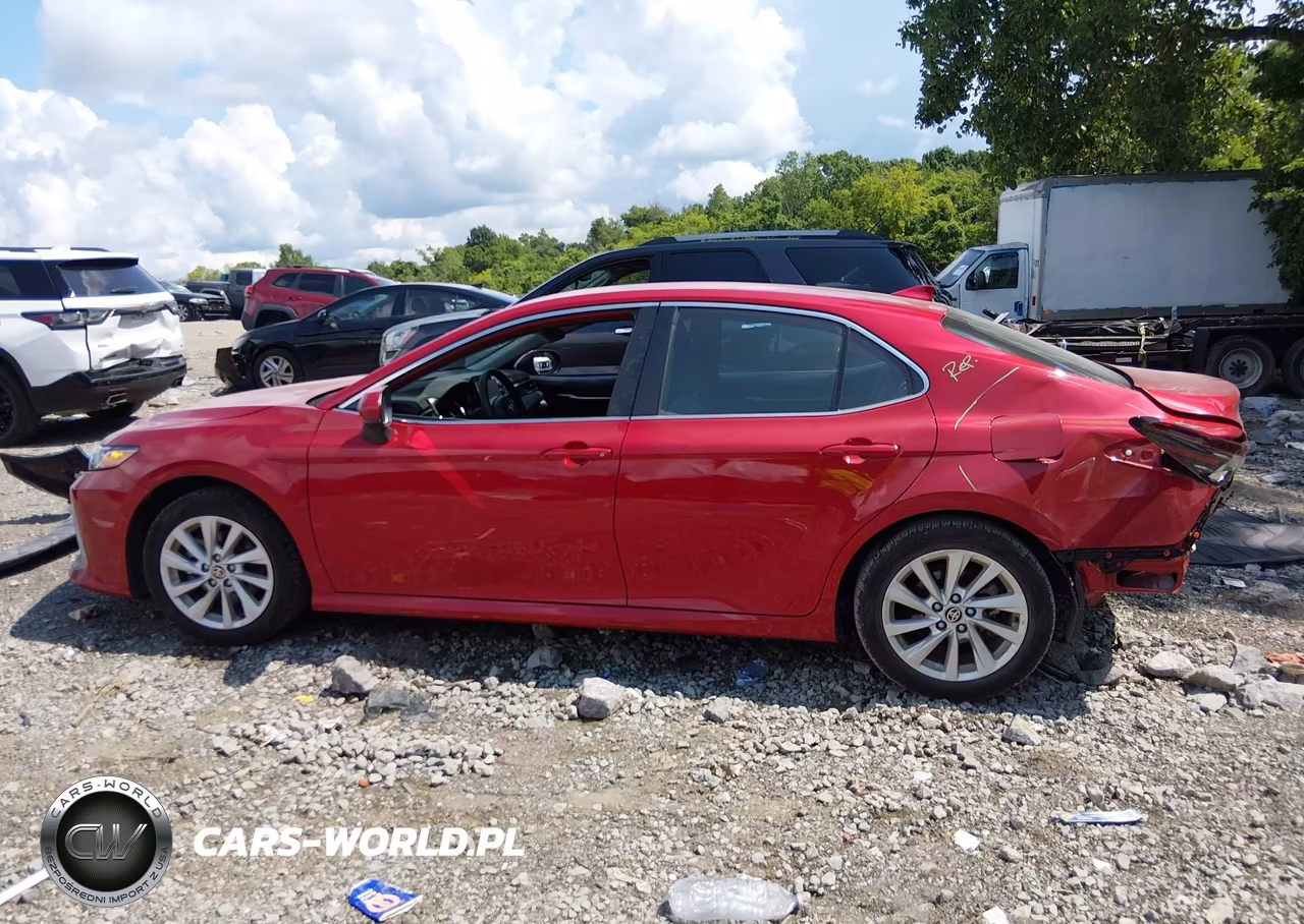 2024 Toyota Camry Le VIN:4T1C11AK2RU222234 - 13