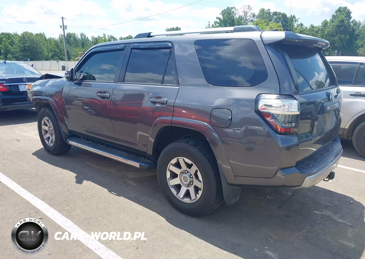 2015 Toyota 4Runner Trail Premium VIN:JTEBU5JR5F5271246 - 3