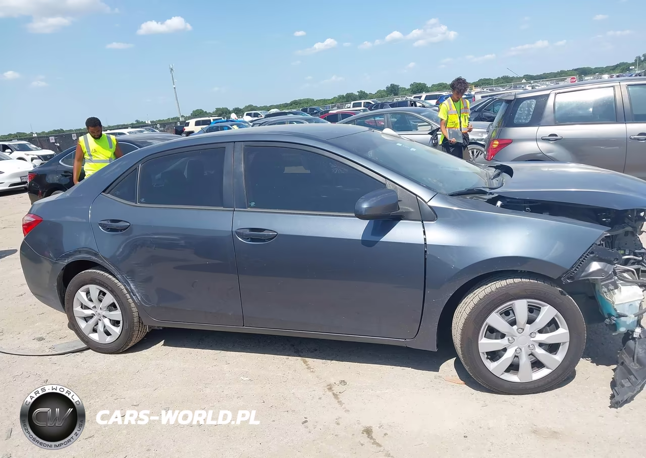 2017 Toyota Corolla Le VIN:5YFBURHE2HP580337 - 13