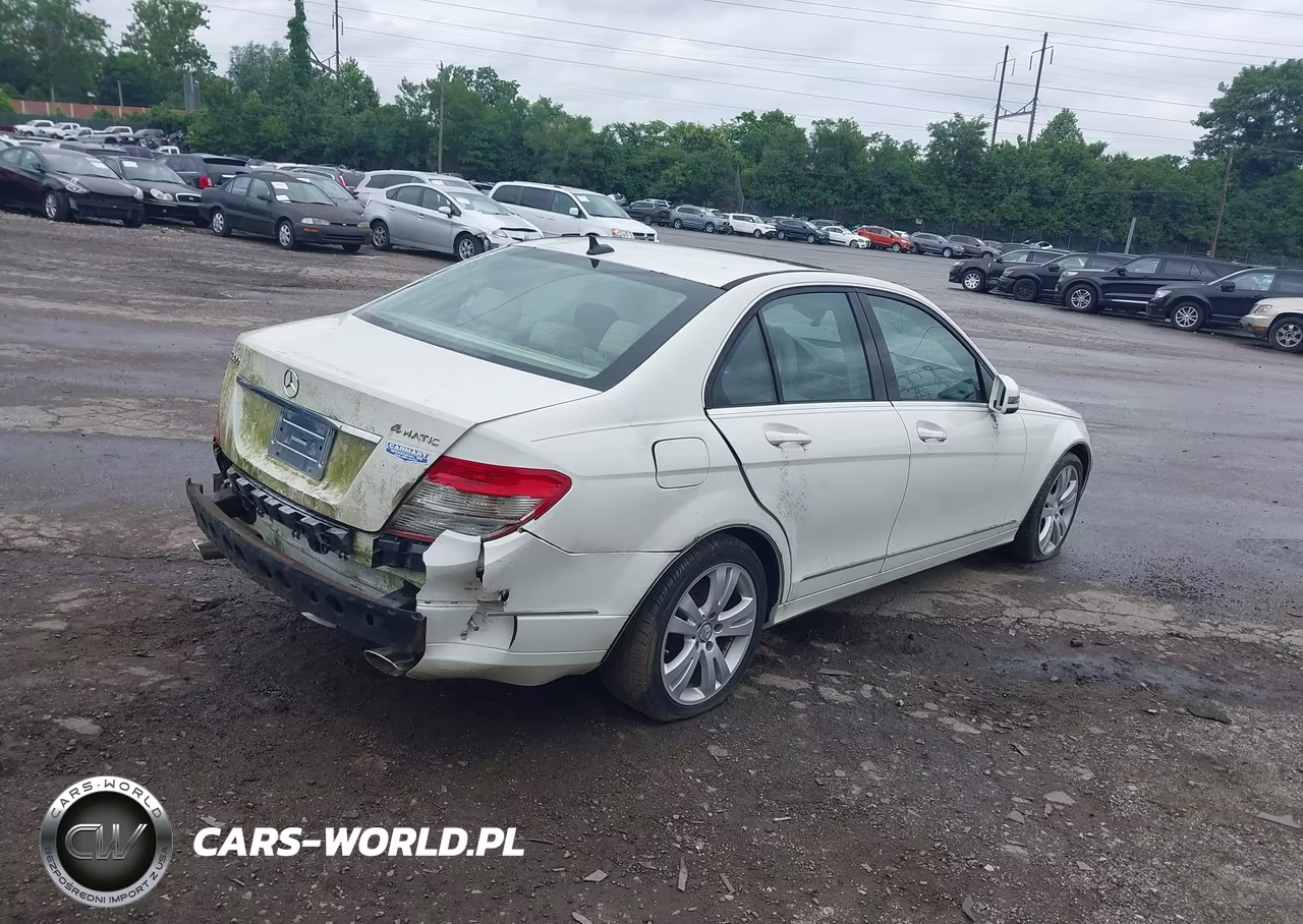 2010 Mercedes-Benz C 300 Luxury 4Matic VIN:WDDGF8BB9AF458263 - 4