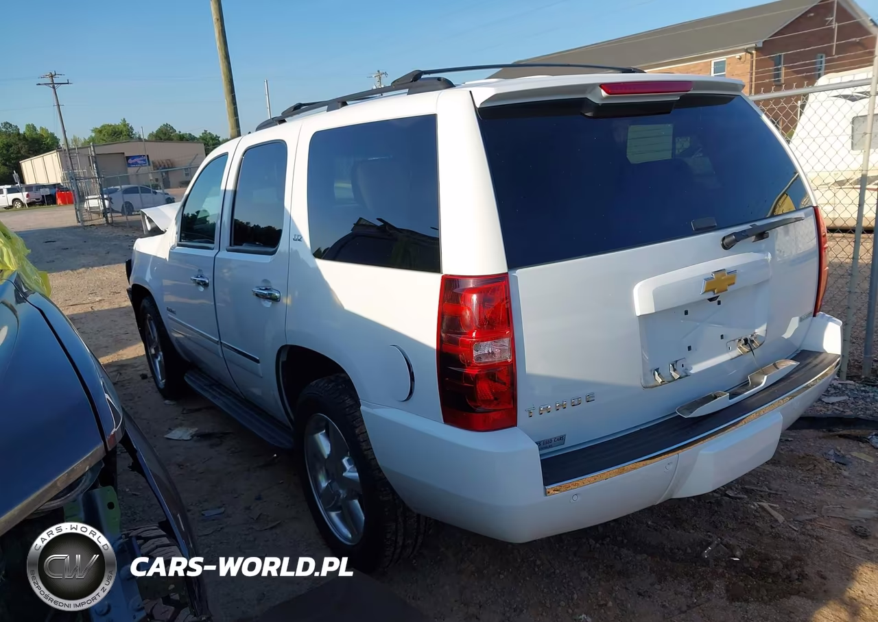 2012 Chevrolet Tahoe Ltz VIN:1GNSCCE09CR280082 - 3
