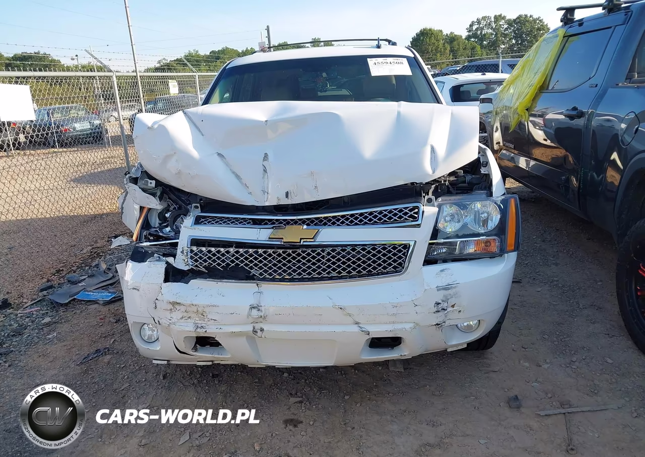 2012 Chevrolet Tahoe Ltz VIN:1GNSCCE09CR280082 - 6