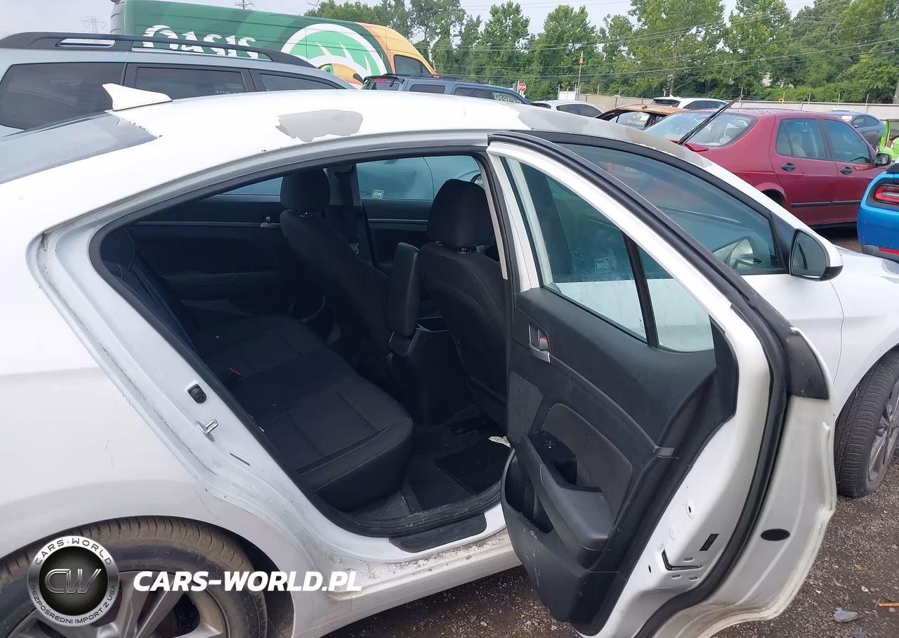 2018 Hyundai Elantra Sel VIN:5NPD84LF2JH311290 - 8