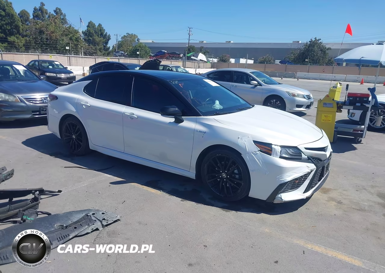 2021 Toyota Camry Xse Hybrid