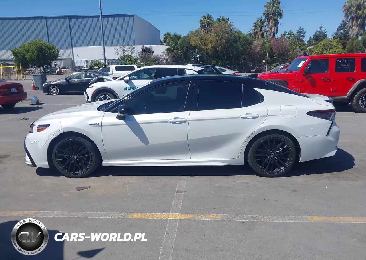 2021 Toyota Camry Xse Hybrid VIN:4T1K31AK3MU028262 - 15