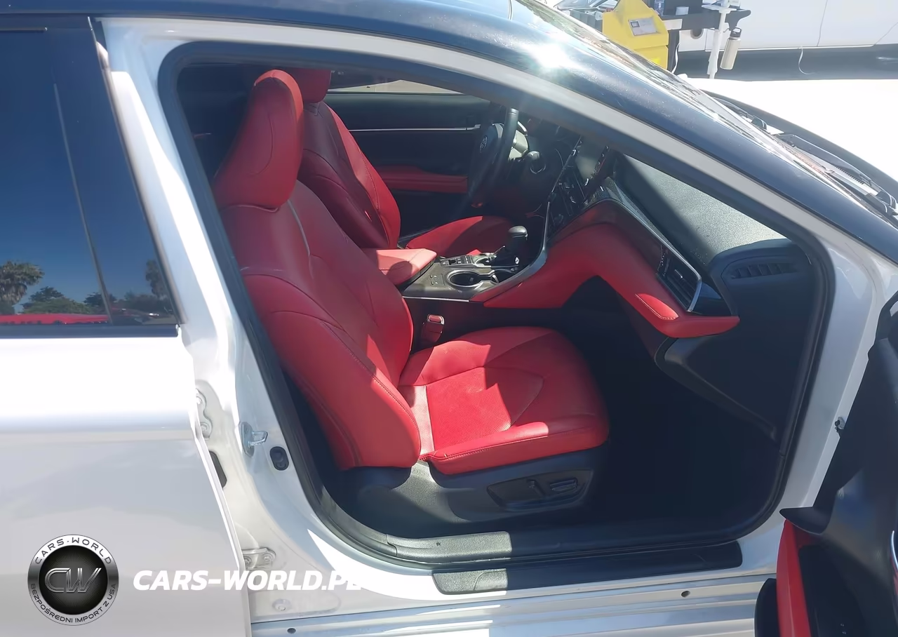 2021 Toyota Camry Xse Hybrid VIN:4T1K31AK3MU028262 - 5