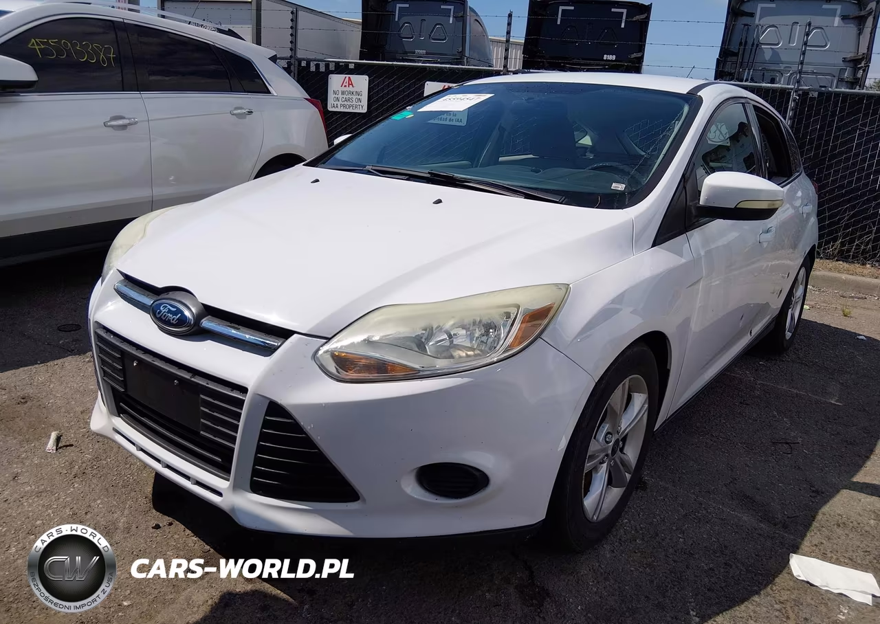 2014 Ford Focus Se VIN:1FADP3K28EL197122 - 2
