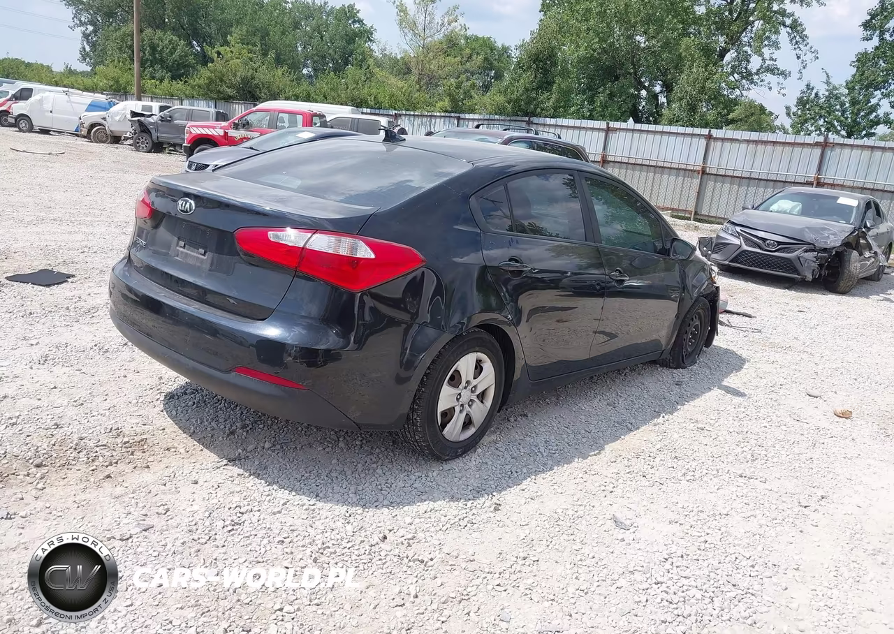 2016 Kia Forte Lx VIN:KNAFK4A6XG5523857 - 4