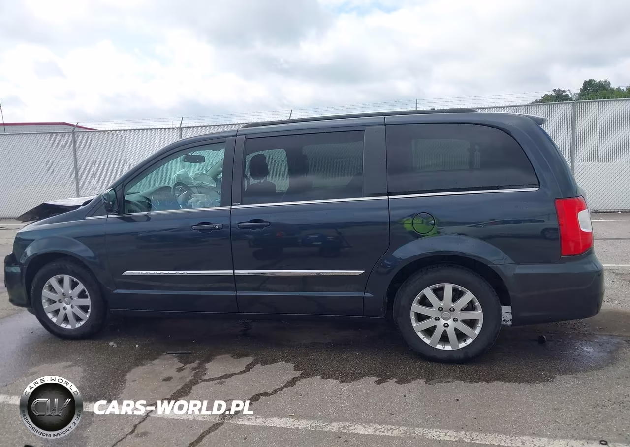 2013 Chrysler Town & Country Touring VIN:2C4RC1BG0DR675325 - 14