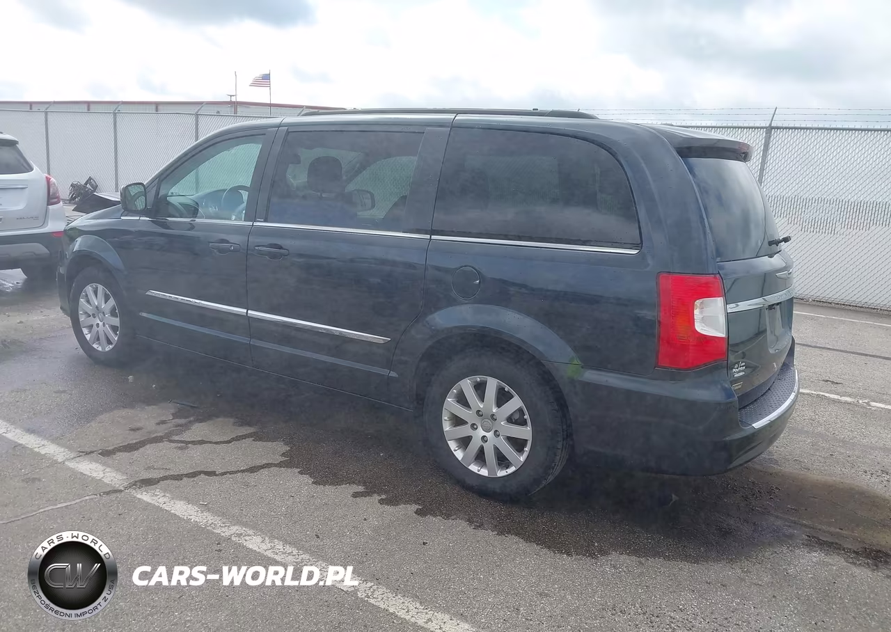 2013 Chrysler Town & Country Touring VIN:2C4RC1BG0DR675325 - 3