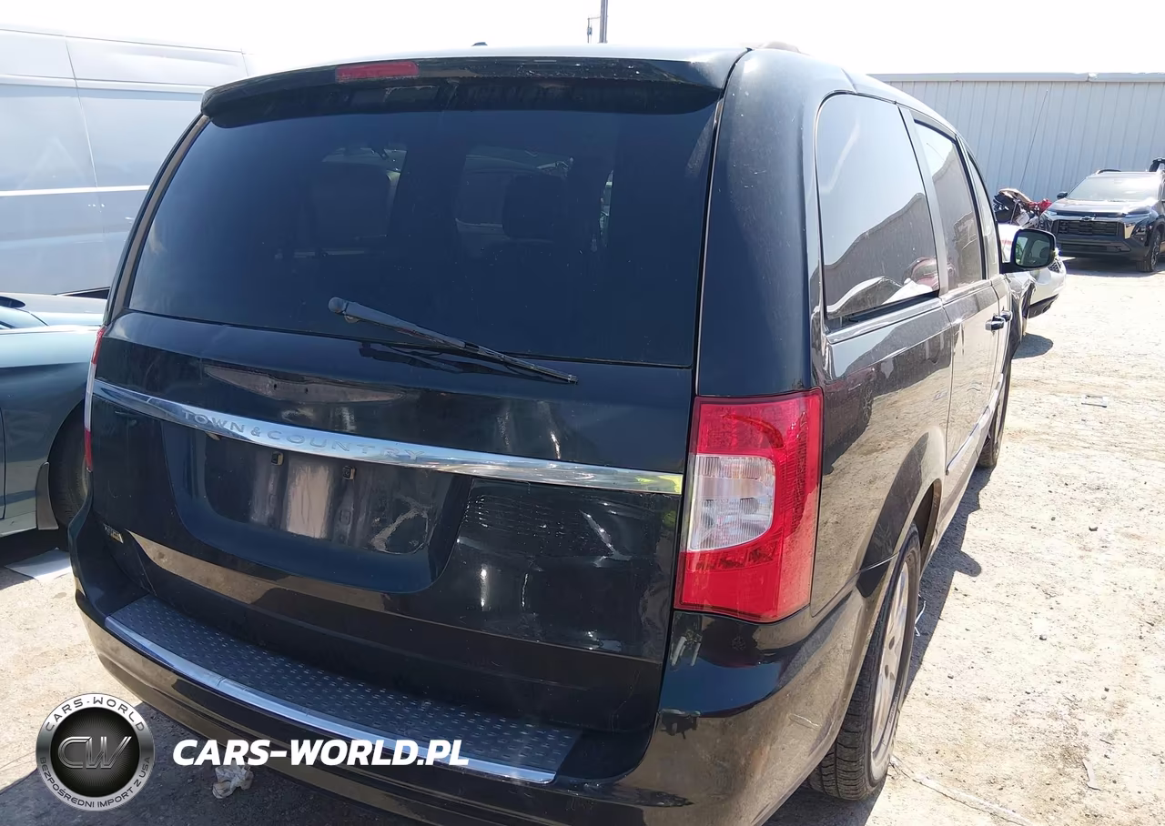 2016 Chrysler Town & Country Touring VIN:2C4RC1BG3GR287008 - 4