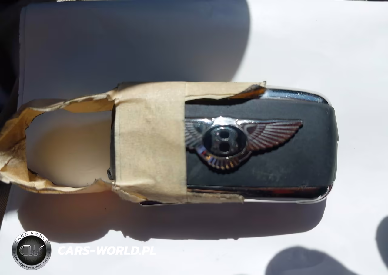 2006 Bentley Continental Flying Spur VIN:SCBBR53W468038162 - 11