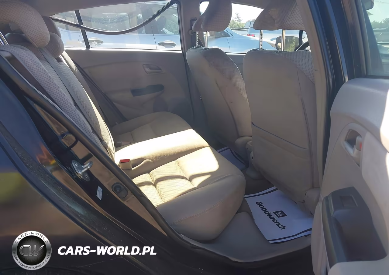 2010 Honda Insight Lx VIN:JHMZE2H50AS027563 - 8