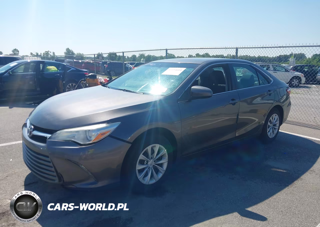 2017 Toyota Camry Le VIN:4T1BF1FK5HU734879 - 2