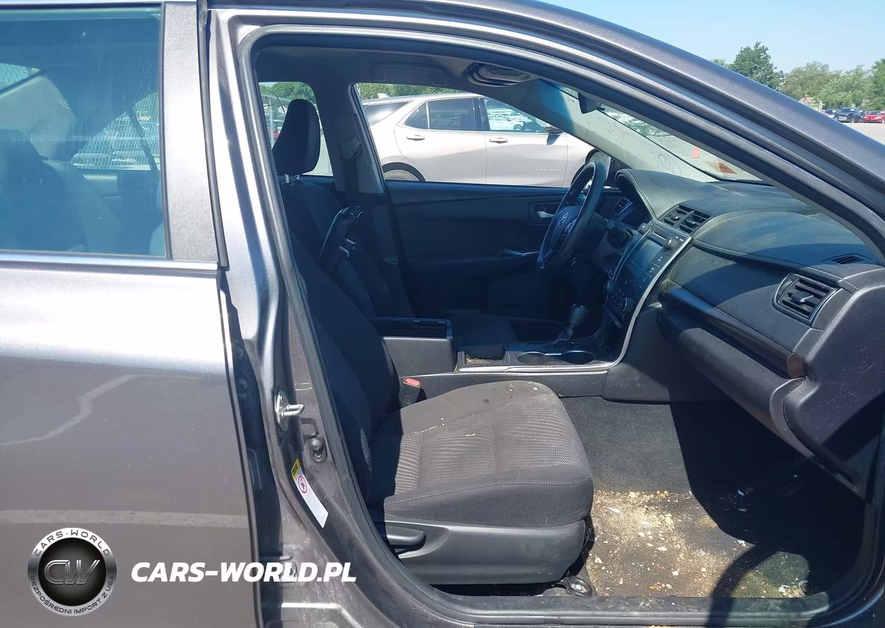 2017 Toyota Camry Le VIN:4T1BF1FK5HU734879 - 5