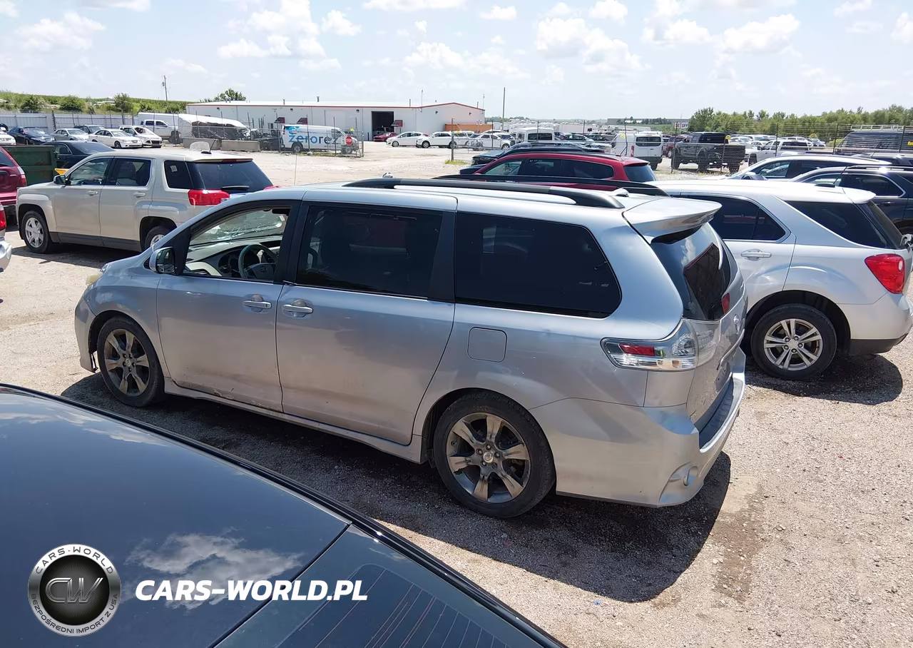 2011 Toyota Sienna Se VIN:5TDXK3DC0BS167473 - 14