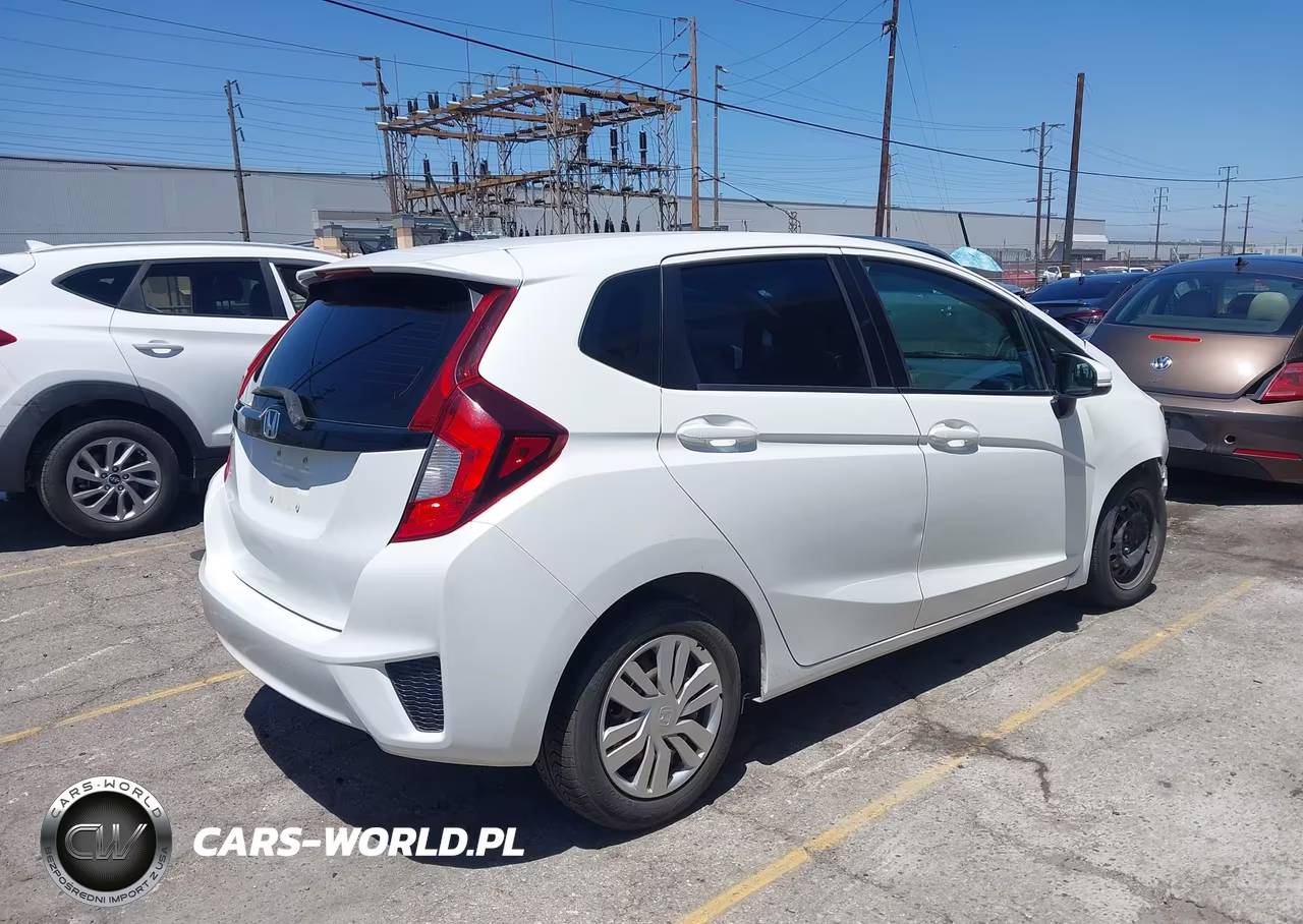 2017 Honda Fit Lx VIN:3HGGK5H5XHM713603 - 4