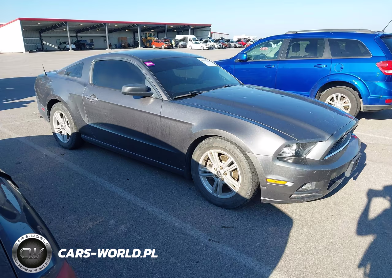2014 Ford Mustang V6 – zdjęcie 1 z 16