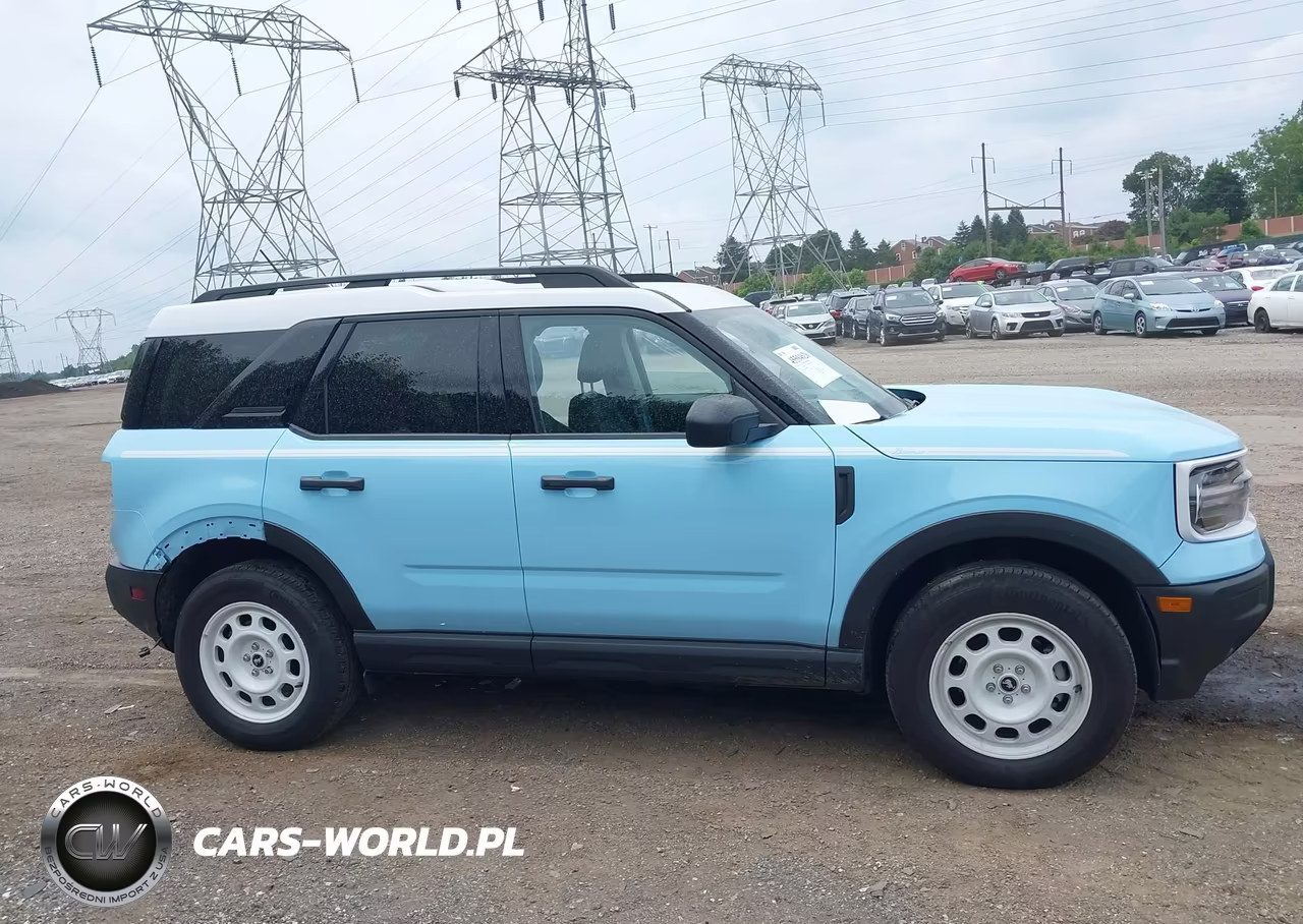 2025 Ford Bronco Sport Heritage VIN:3FMCR9GN8SRE88265 - 14