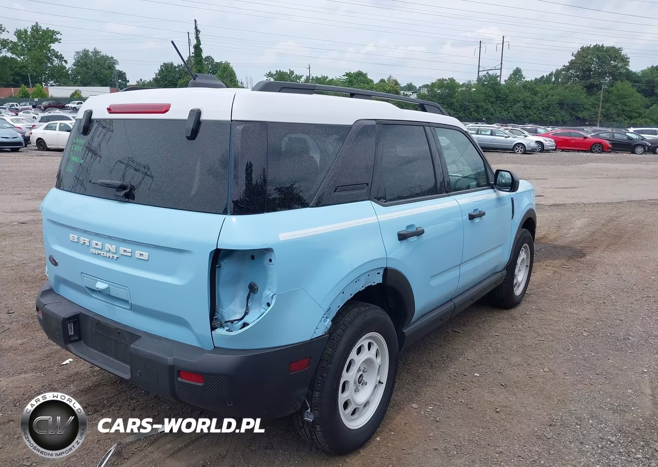 2025 Ford Bronco Sport Heritage VIN:3FMCR9GN8SRE88265 - 4