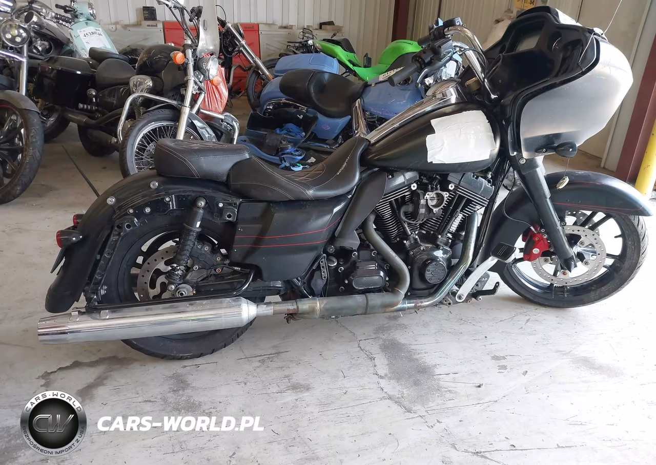 2015 Harley-Davidson Fltrxs Road Glide Special VIN:1HD1KTM11FB617082 - 11