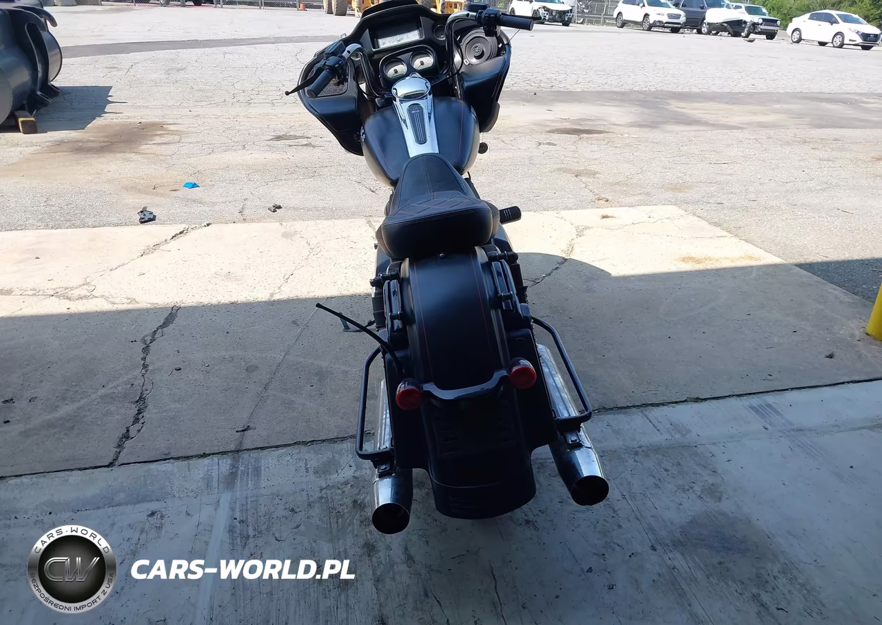 2015 Harley-Davidson Fltrxs Road Glide Special VIN:1HD1KTM11FB617082 - 6