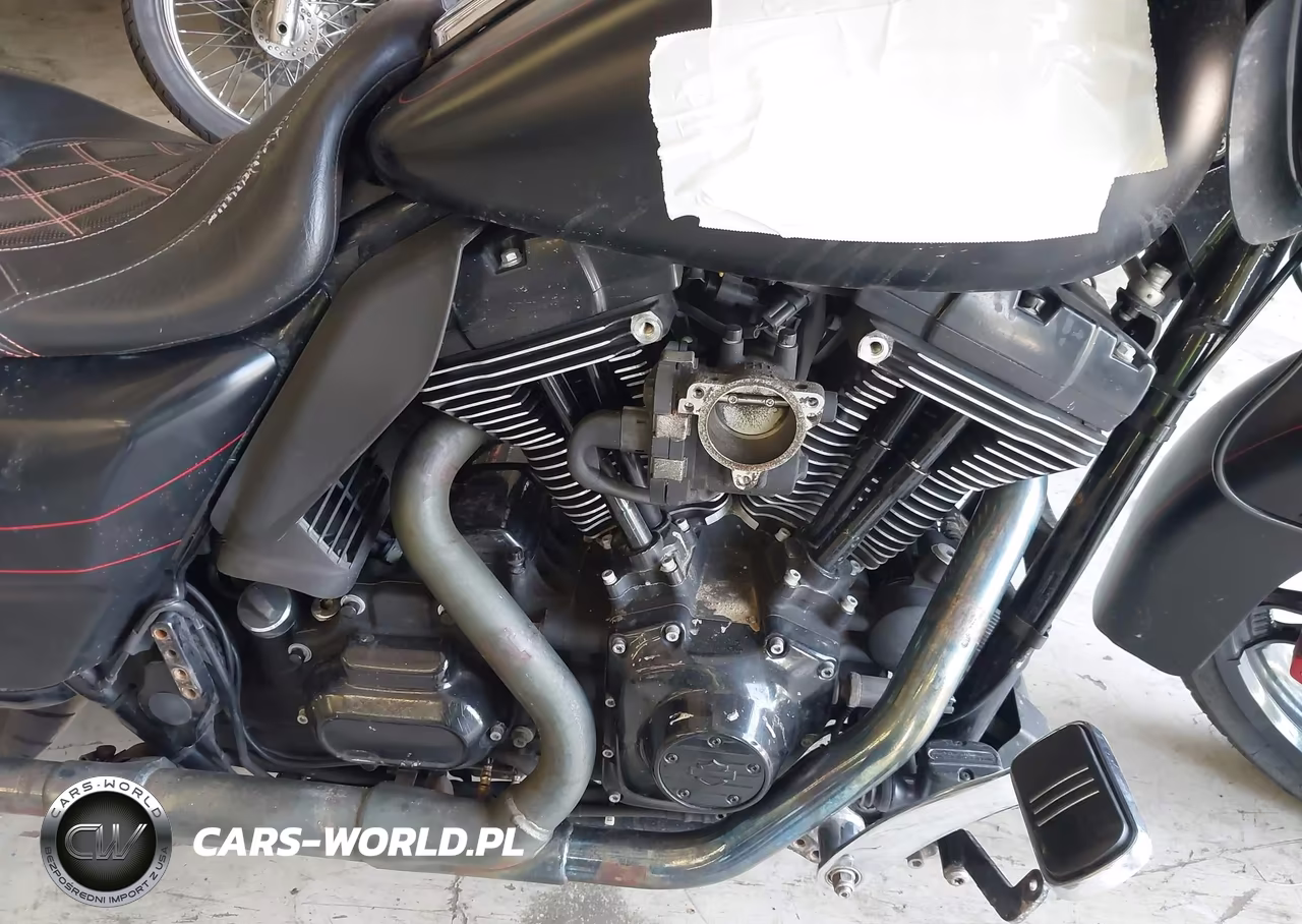 2015 Harley-Davidson Fltrxs Road Glide Special VIN:1HD1KTM11FB617082 - 8