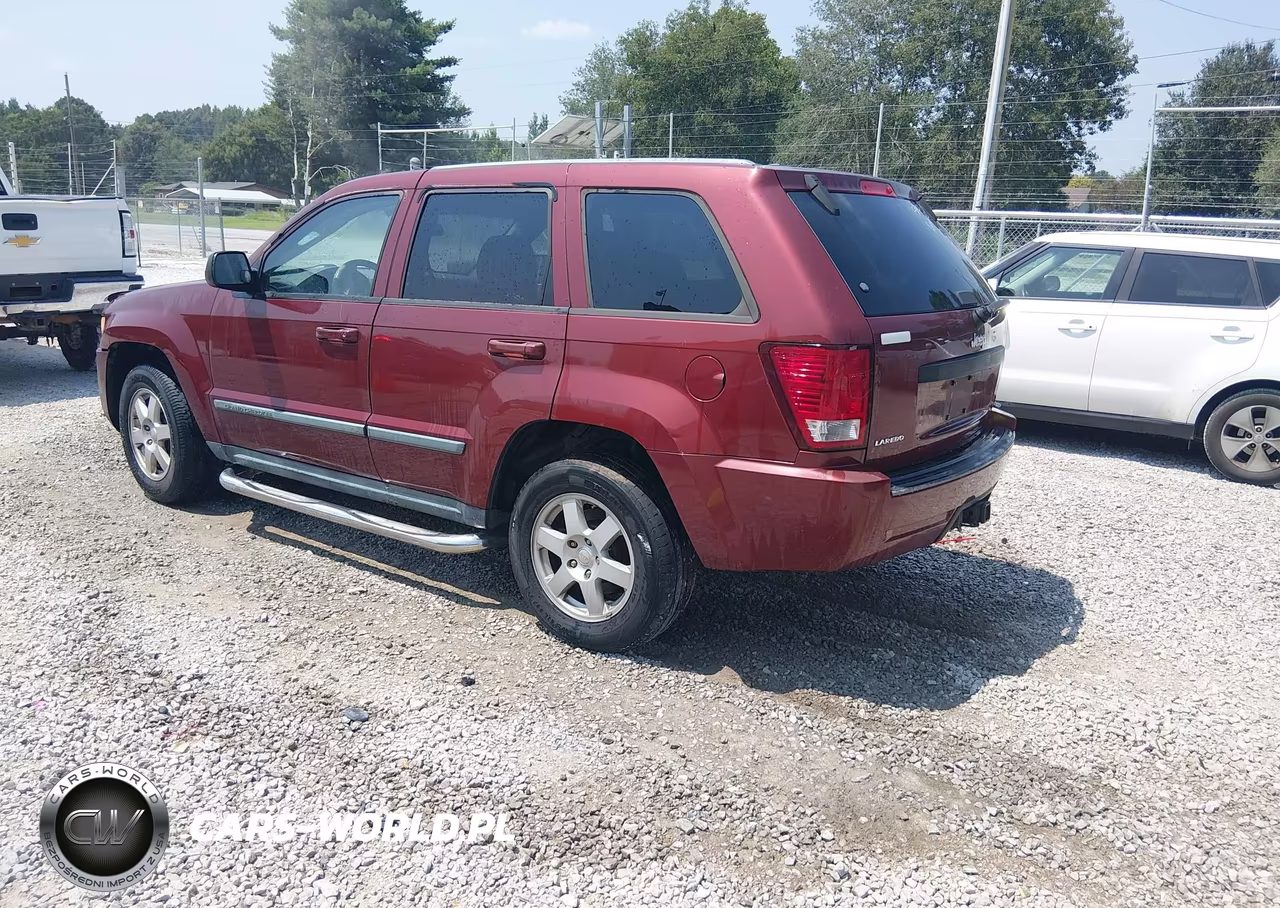 2008 Jeep Grand Cherokee Laredo VIN:1J8HS48N88C156679 - 3
