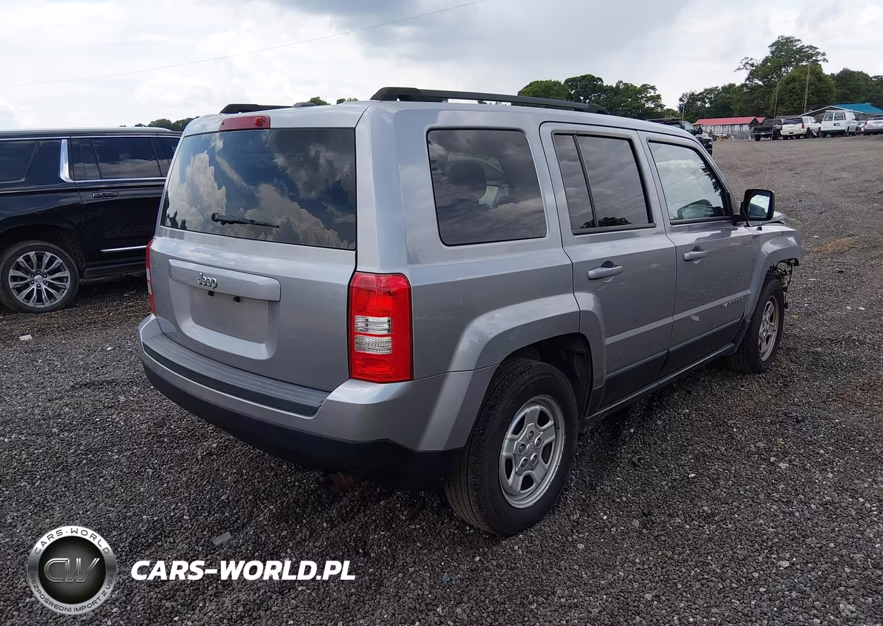 2016 Jeep Patriot Sport VIN:1C4NJPBB8GD649574 - 4