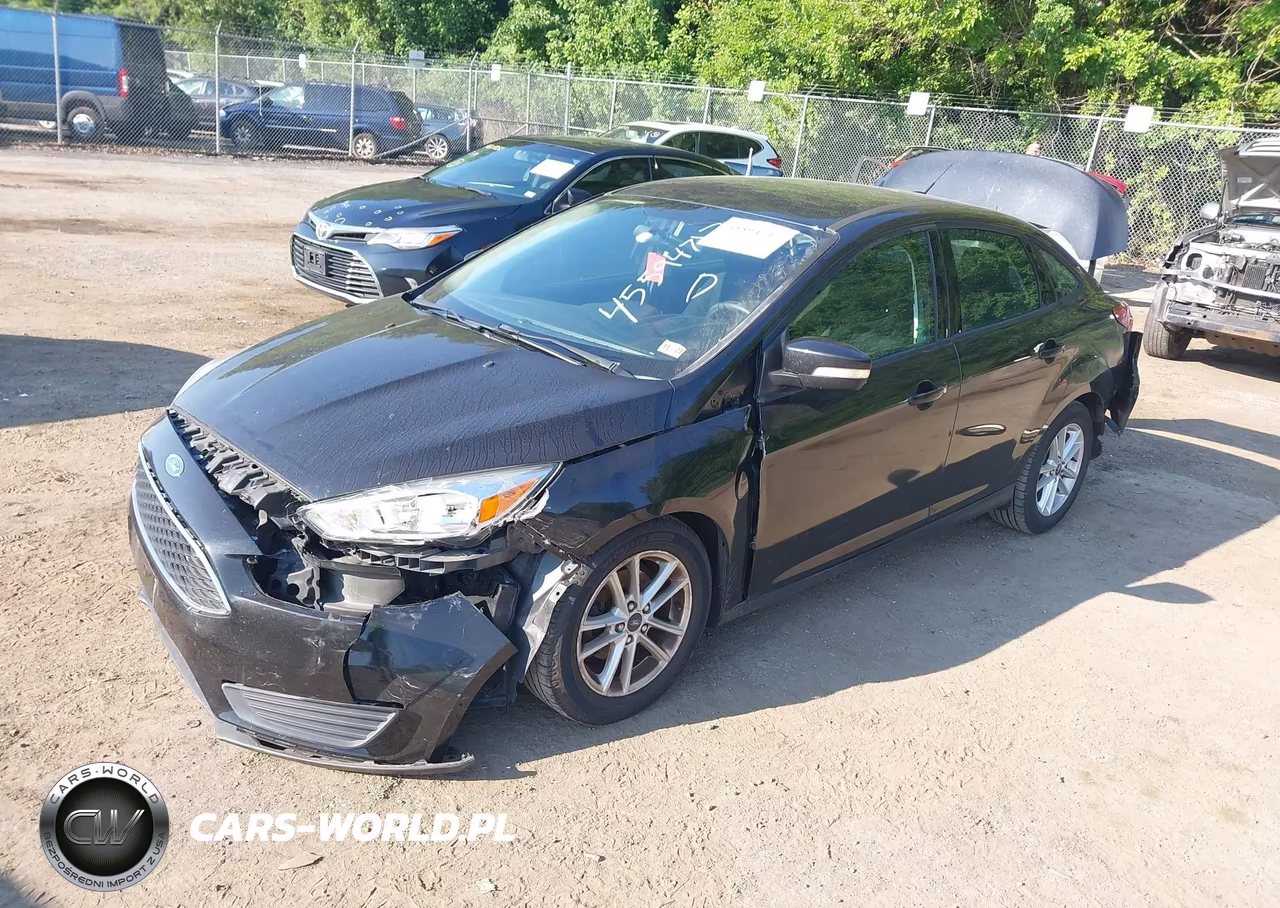2015 Ford Focus Se VIN:1FADP3F2XFL365094 - 2