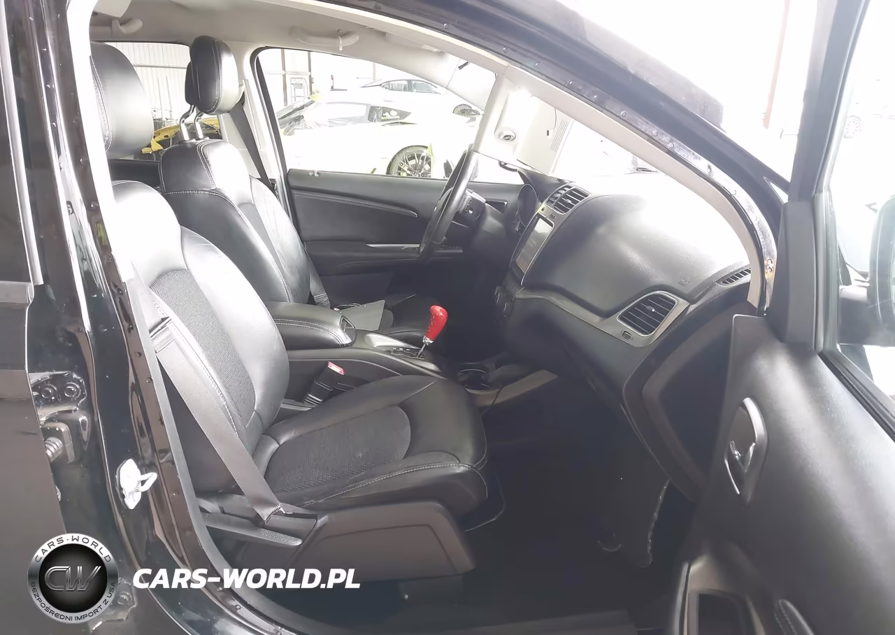 2018 Dodge Journey Crossroad Awd VIN:3C4PDDGG9JT387794 - 5