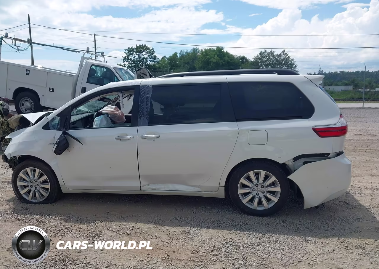 2016 Toyota Sienna Limited 7 Passenger VIN:5TDDK3DC5GS141994 - 14