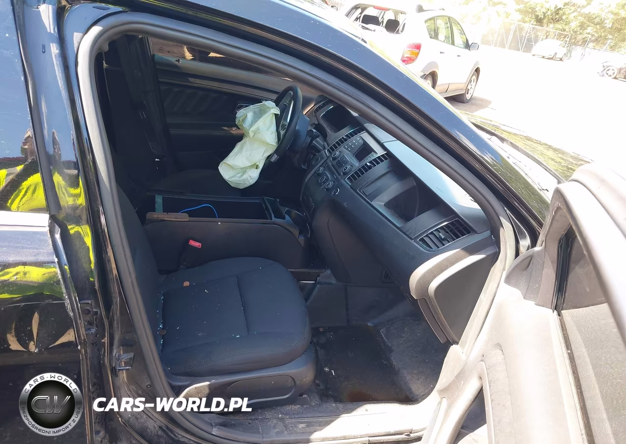 2017 Ford Police Interceptor VIN:1FAHP2MK2HG119098 - 5