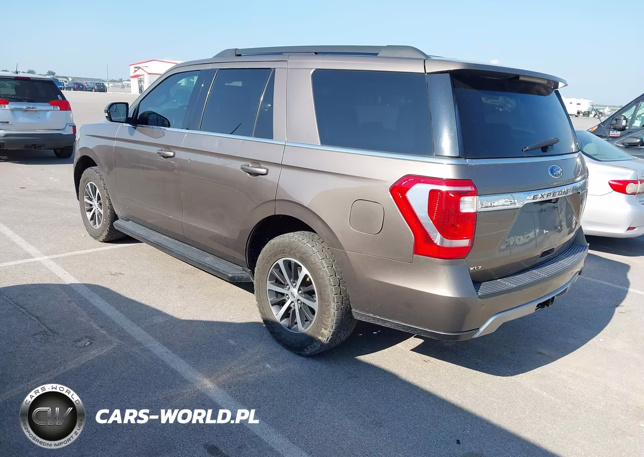2018 Ford Expedition Xlt VIN:1FMJU1JT5JEA02432 - 3